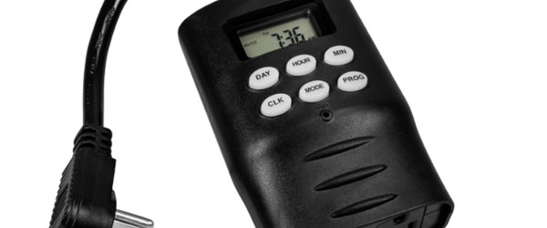 GEIA external programmable plug-in timer