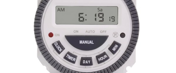 GEIA 7-day programmable timer